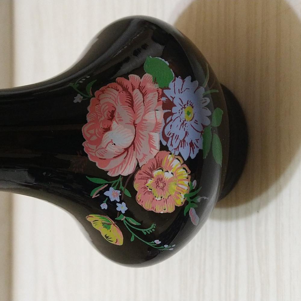 Vintage 8" Glass Floral Design Vase - Picture 3 of 5